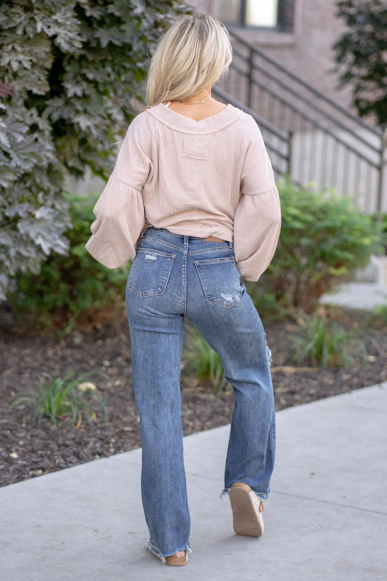 Amelia High Waist 90's Knee Destroy Straight Regular & Plus Sizes