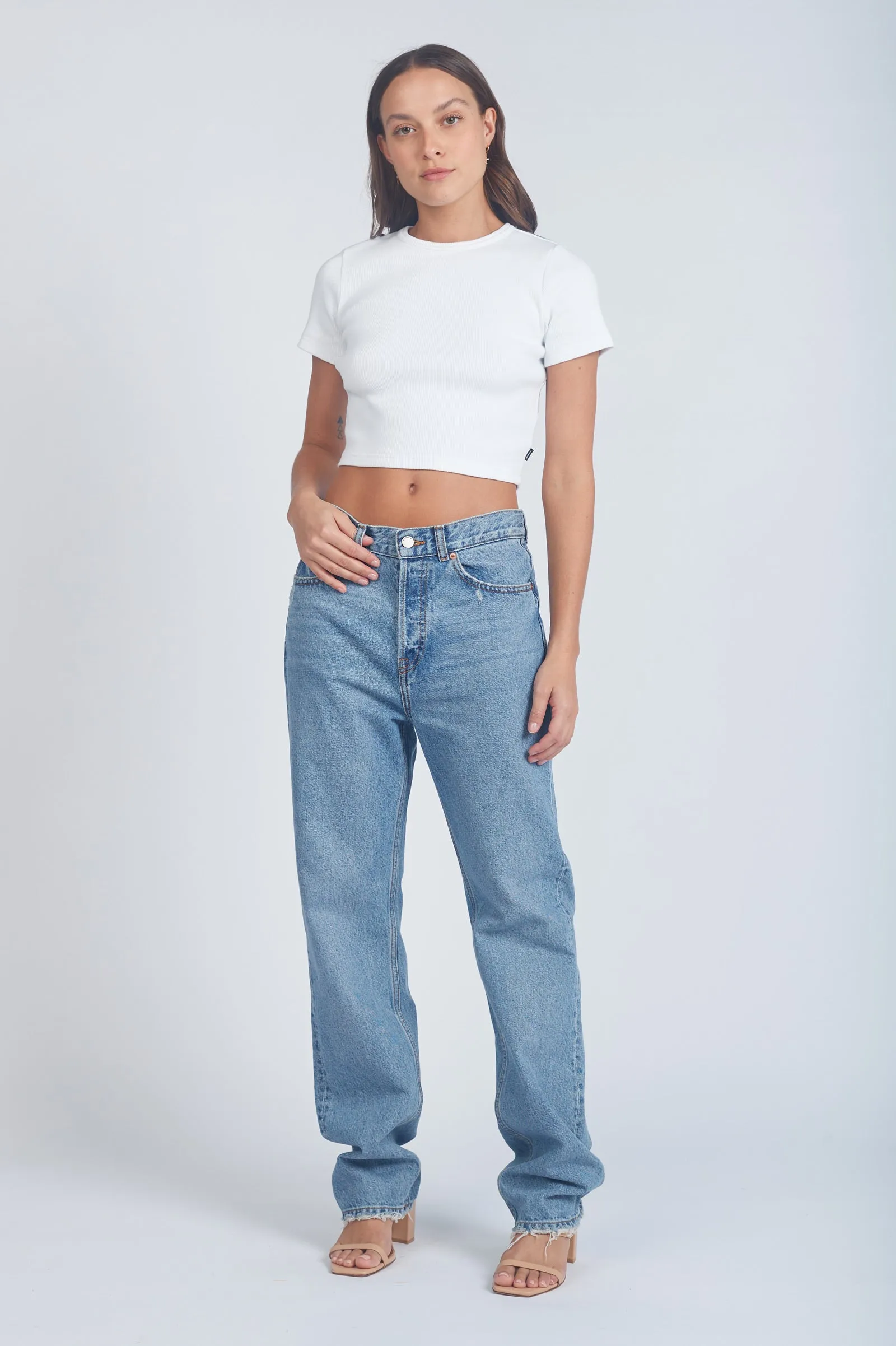 Beth Straight Jeans - Blue Jay Worn Hem
