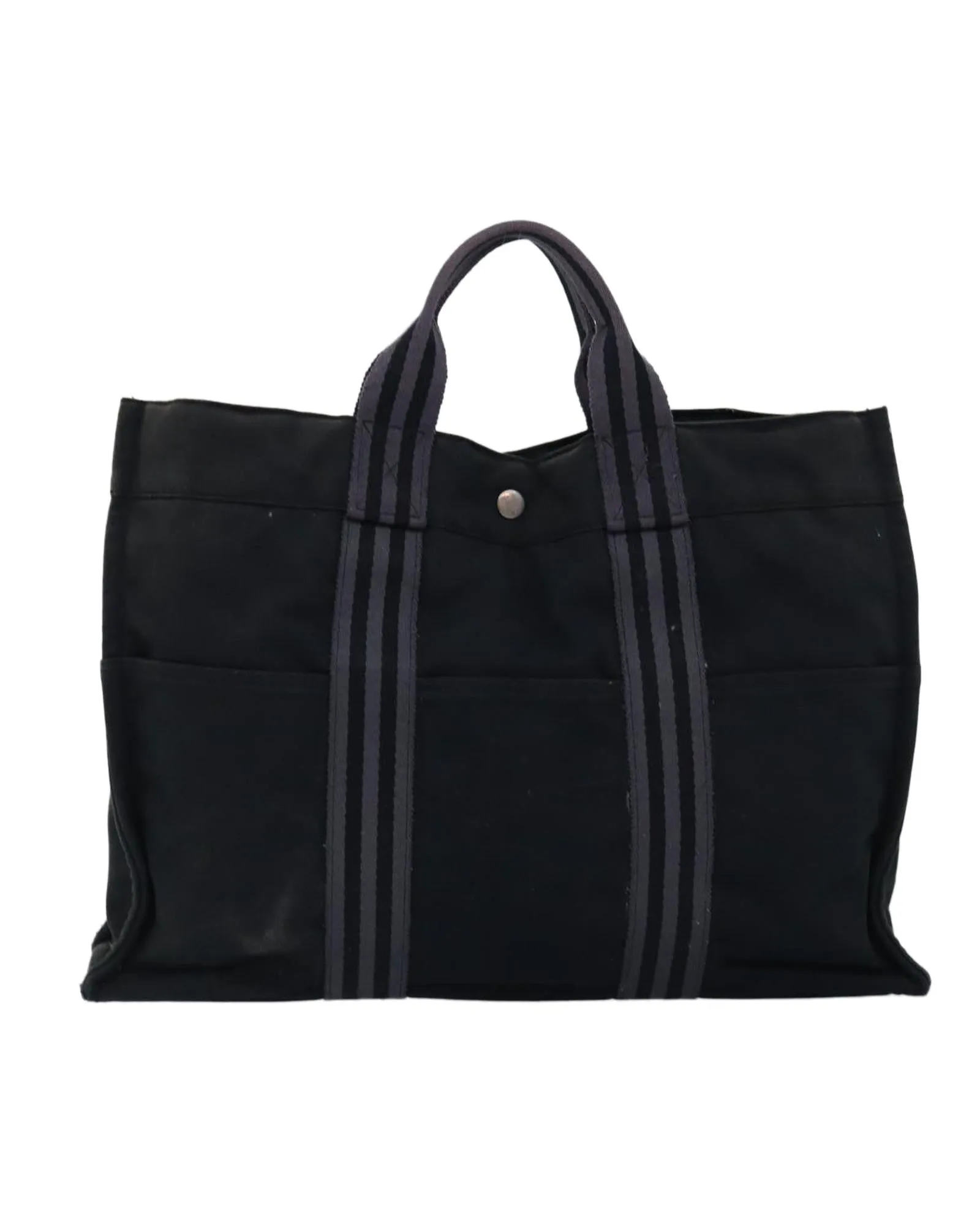 Canvas Hand Bag with Multiple Uses and Genuine Appeal