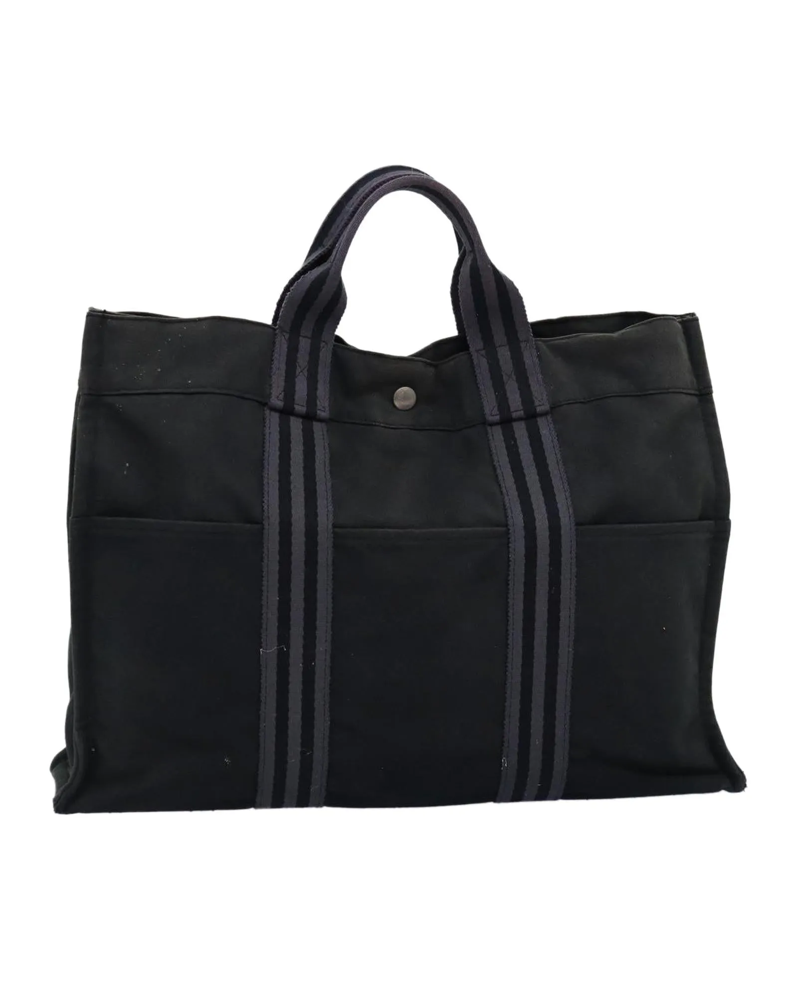Canvas Hand Bag with Multiple Uses and Genuine Appeal