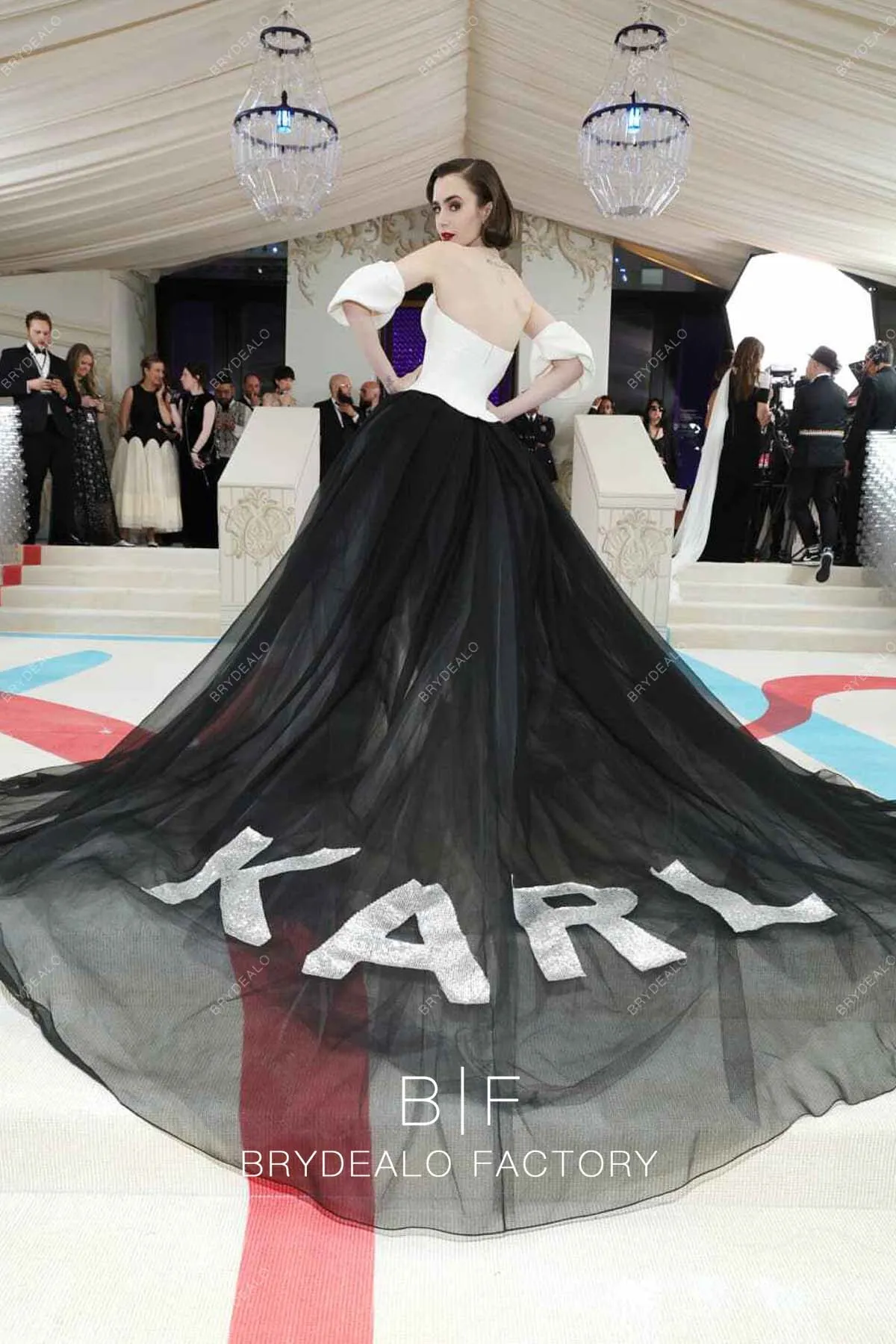 Lily Collins 2023 Met Gala Ivory Crepe Black Tulle Slit A-line Dress