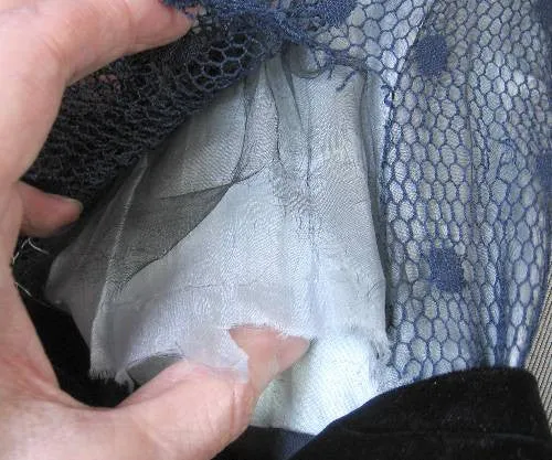Women's Antique Bodice Vintage Edwardian 1900s Velvet Lace Net Formal Extra Small to Small VFG